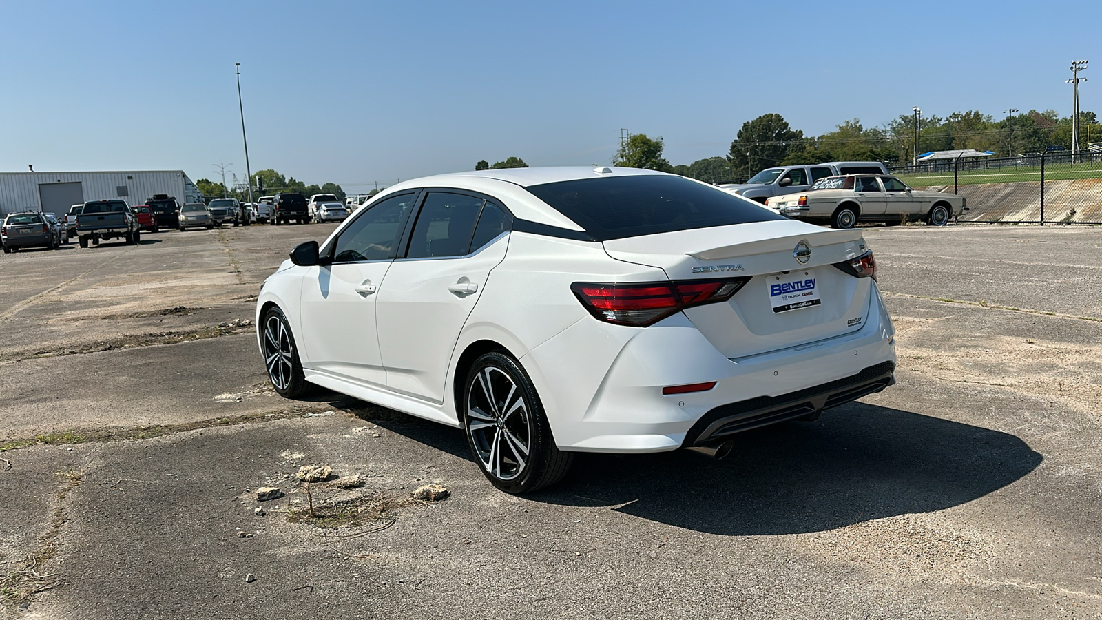 2022 Nissan Sentra SR 3