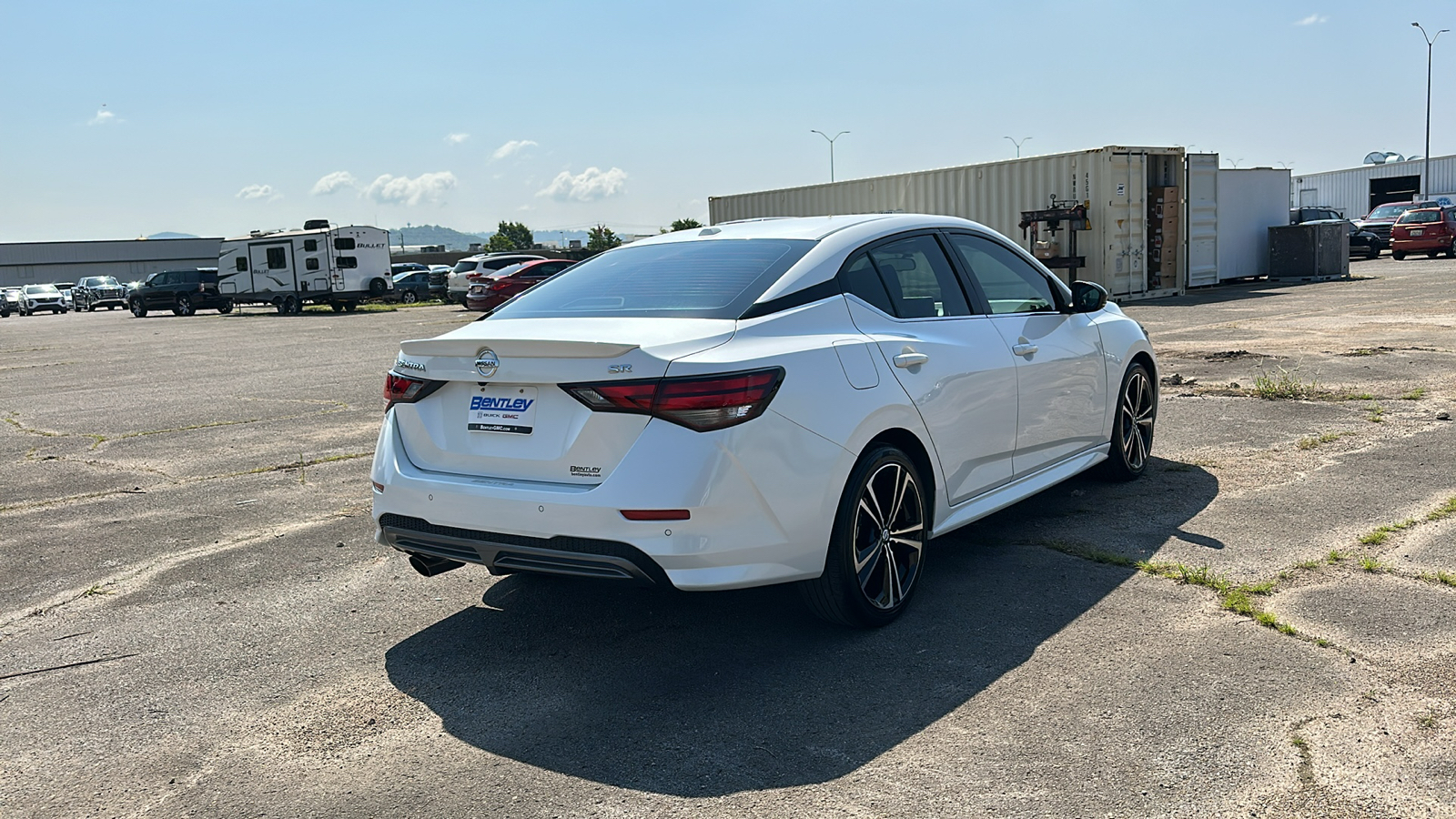 2022 Nissan Sentra SR 5