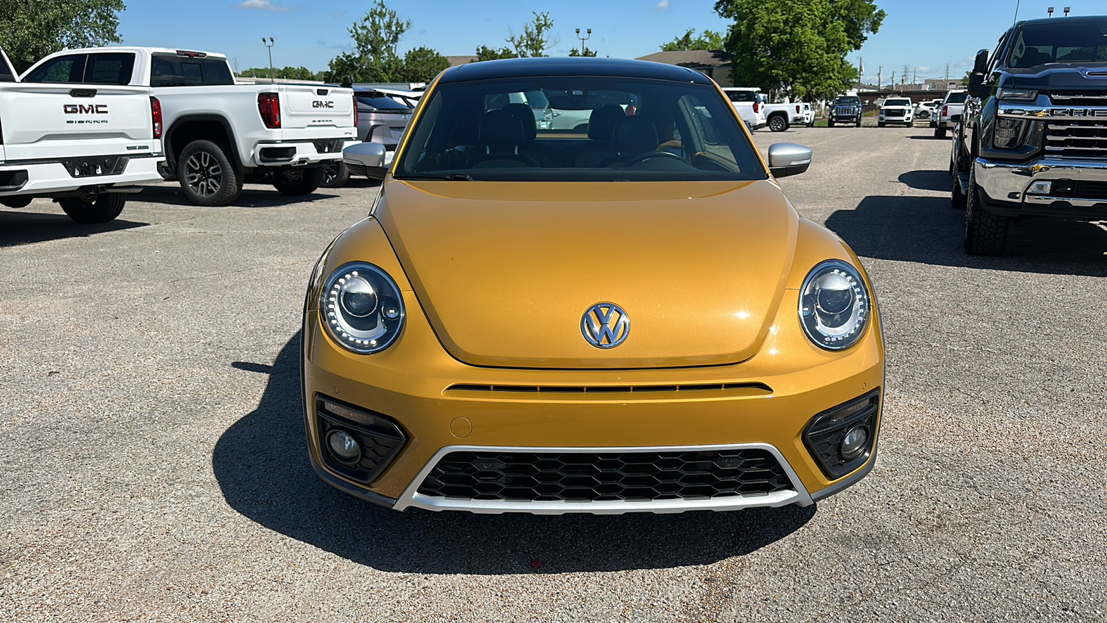 2018 Volkswagen Beetle Dune 8