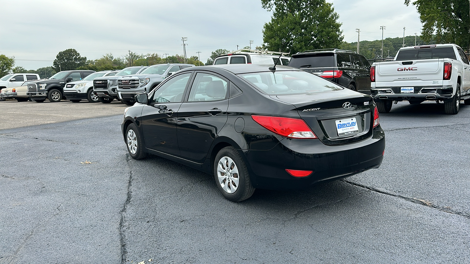 2016 Hyundai Accent SE 3