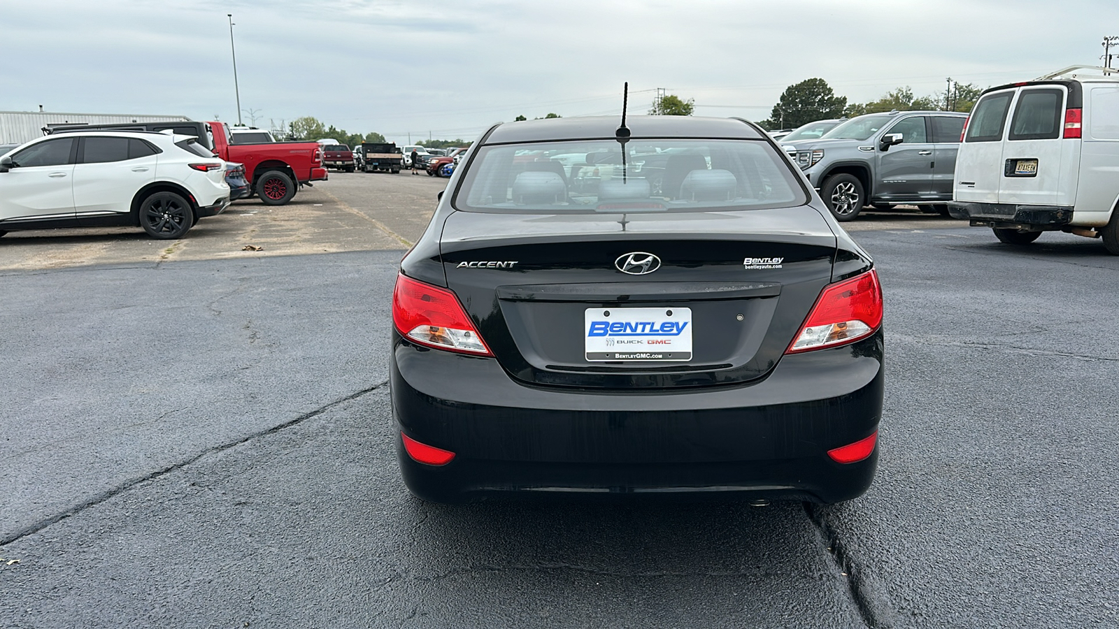 2016 Hyundai Accent SE 4