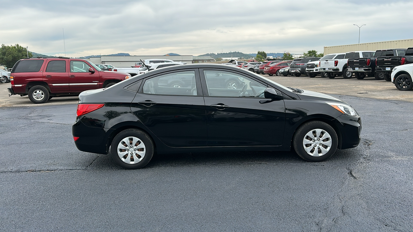 2016 Hyundai Accent SE 6