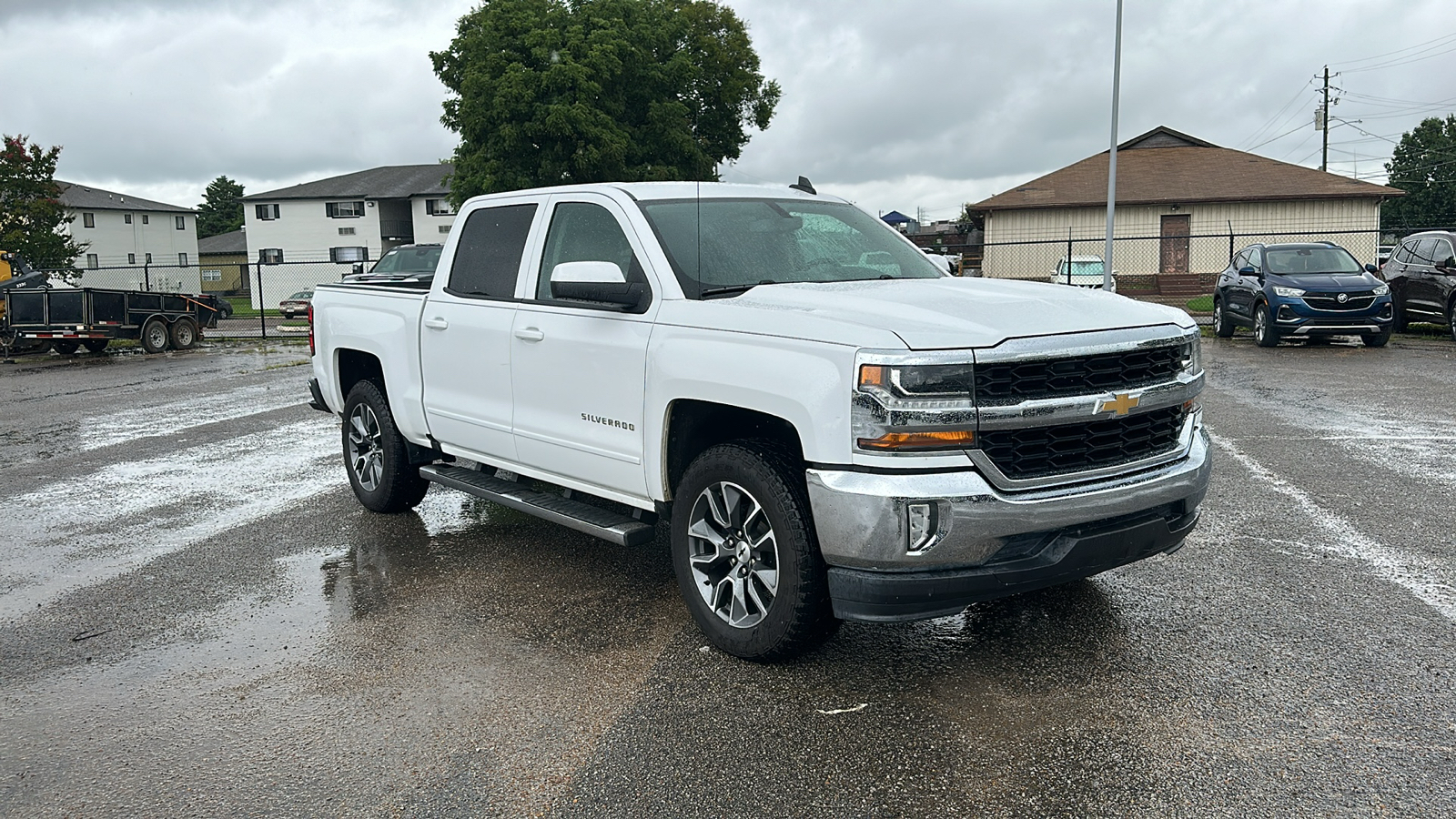 2017 Chevrolet Silverado LT 7