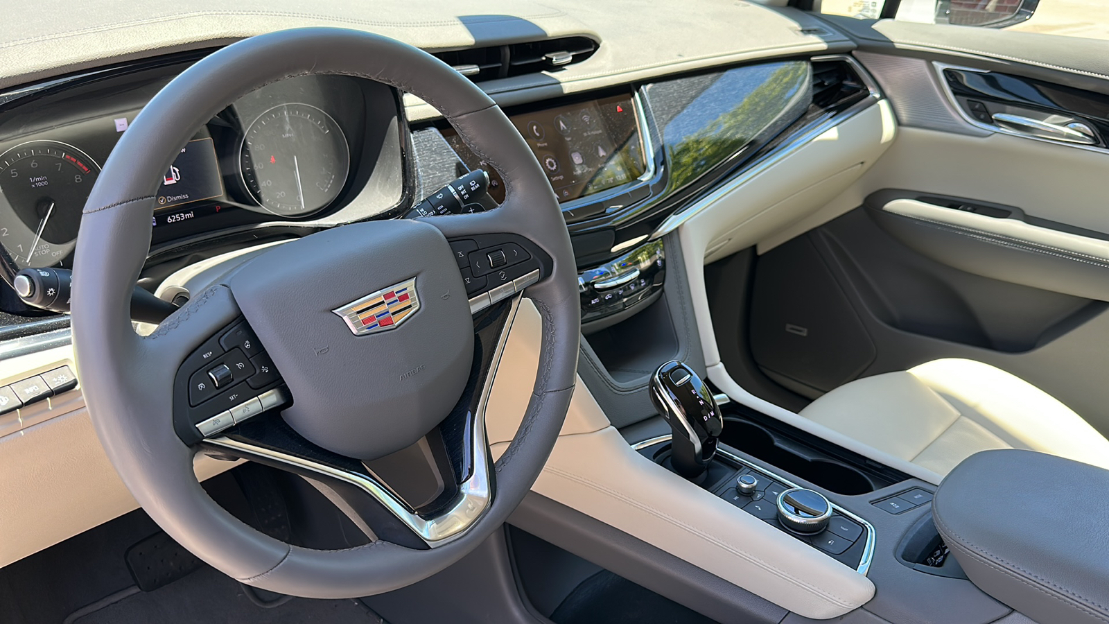 2024 Cadillac XT6 FWD Premium Luxury 15