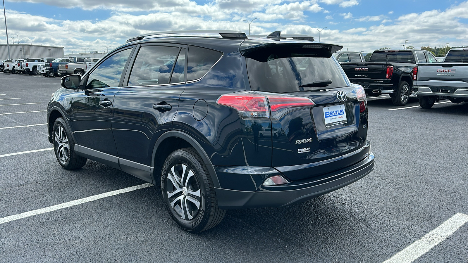 2017 Toyota RAV4 LE 2