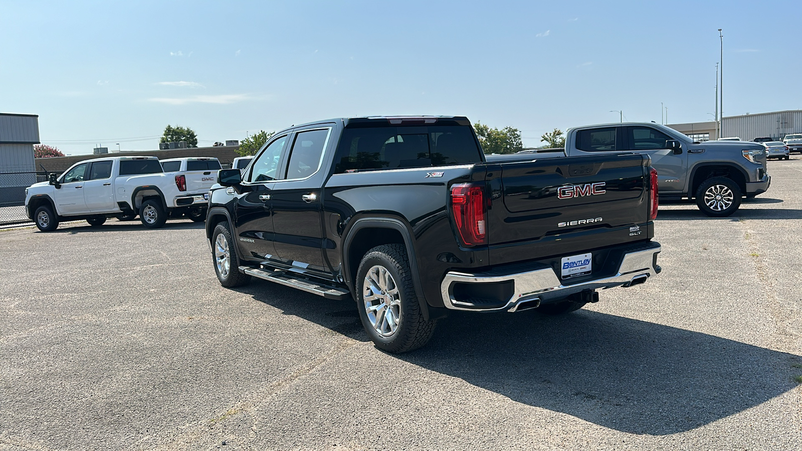 2020 GMC Sierra SLT 3