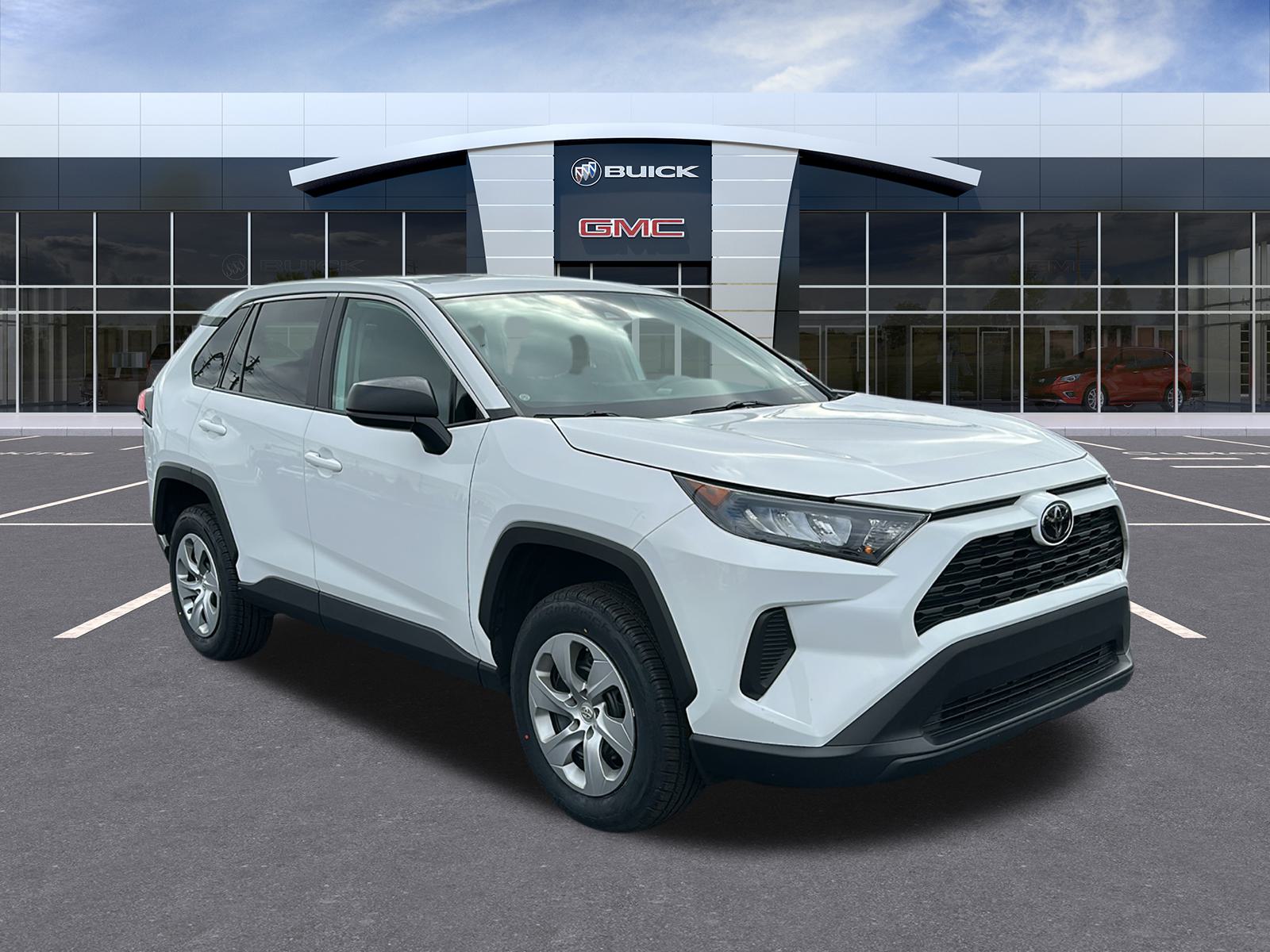 2022 Toyota RAV4 LE 7