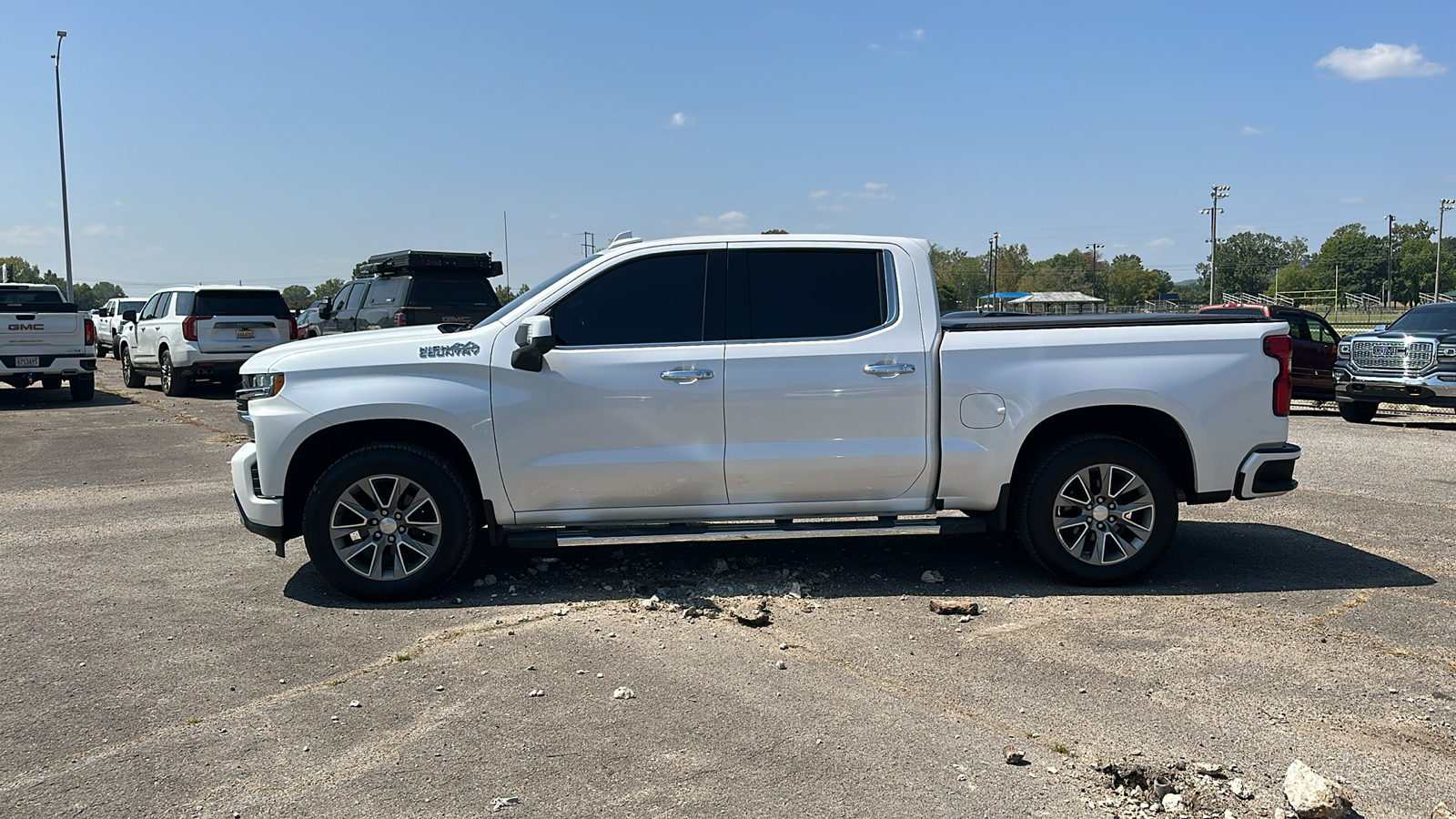 2019 Chevrolet Silverado High Country 2