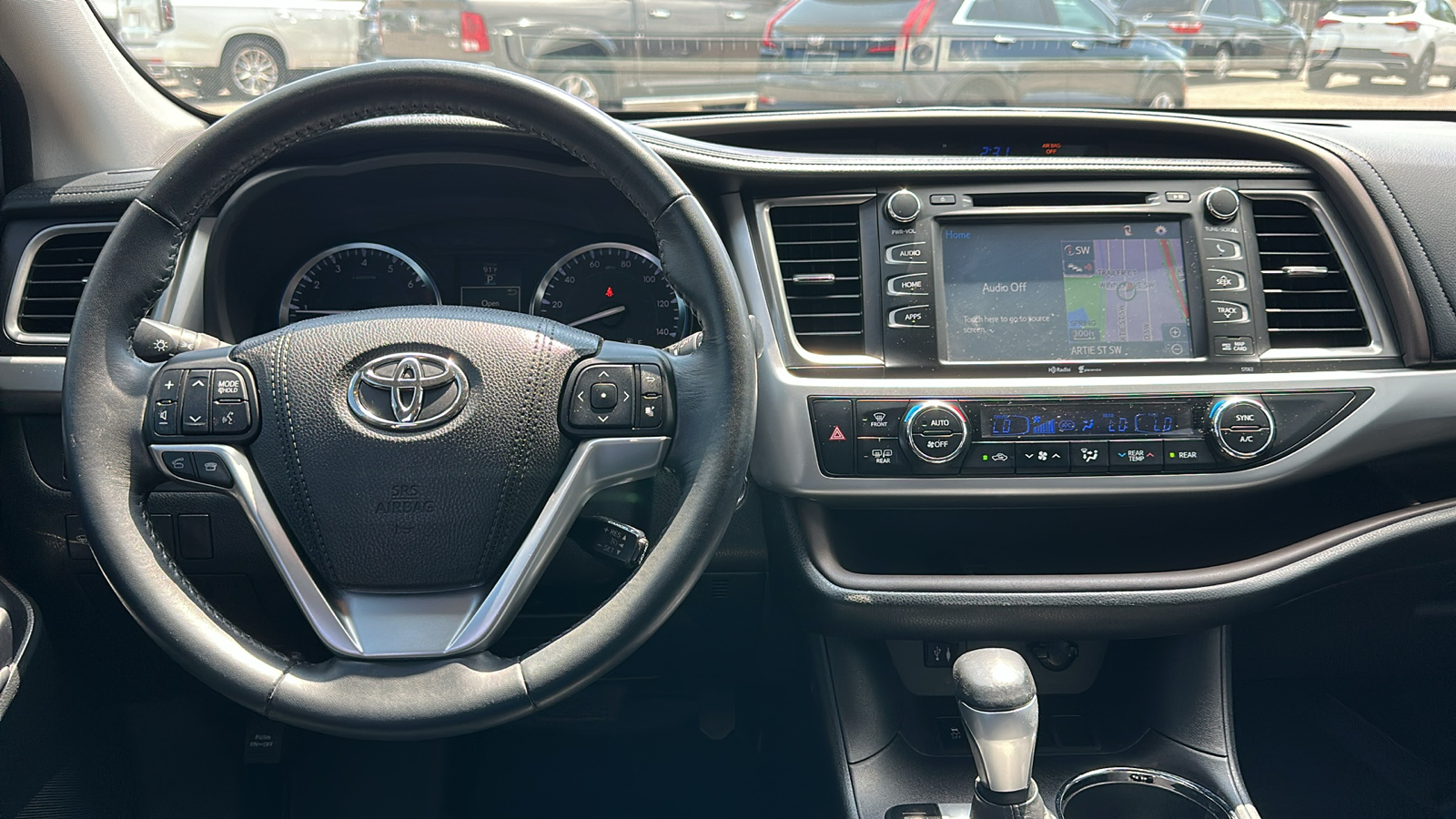 2015 Toyota Highlander XLE 10