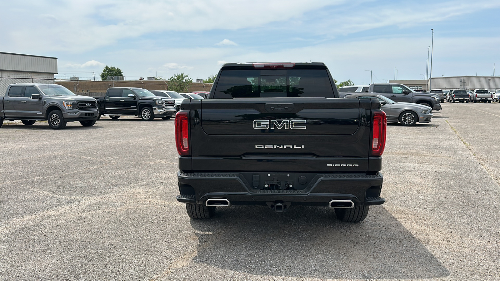 2023 GMC Sierra Denali Ultimate 4