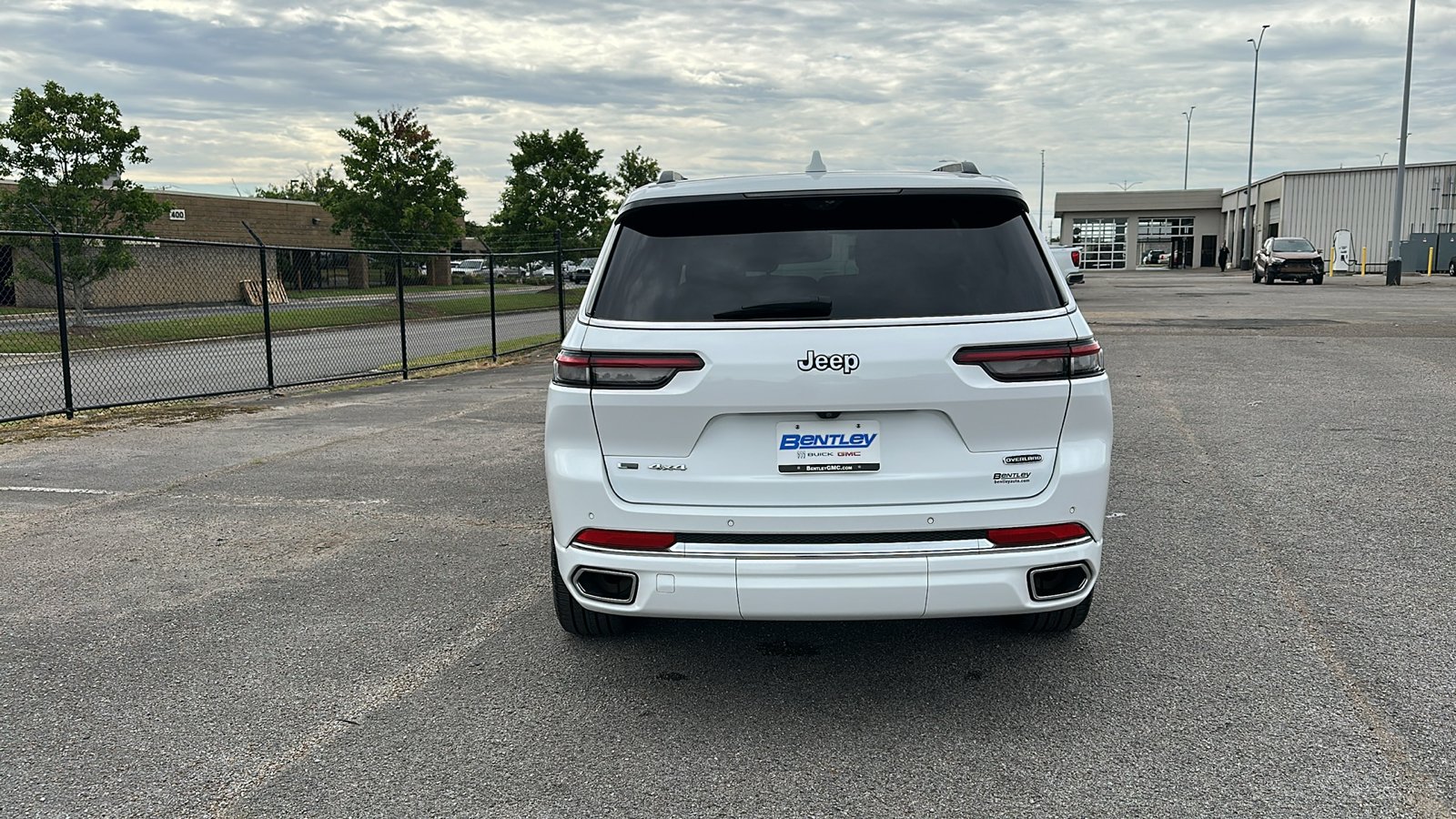 2022 Jeep Grand Cherokee L Overland 4