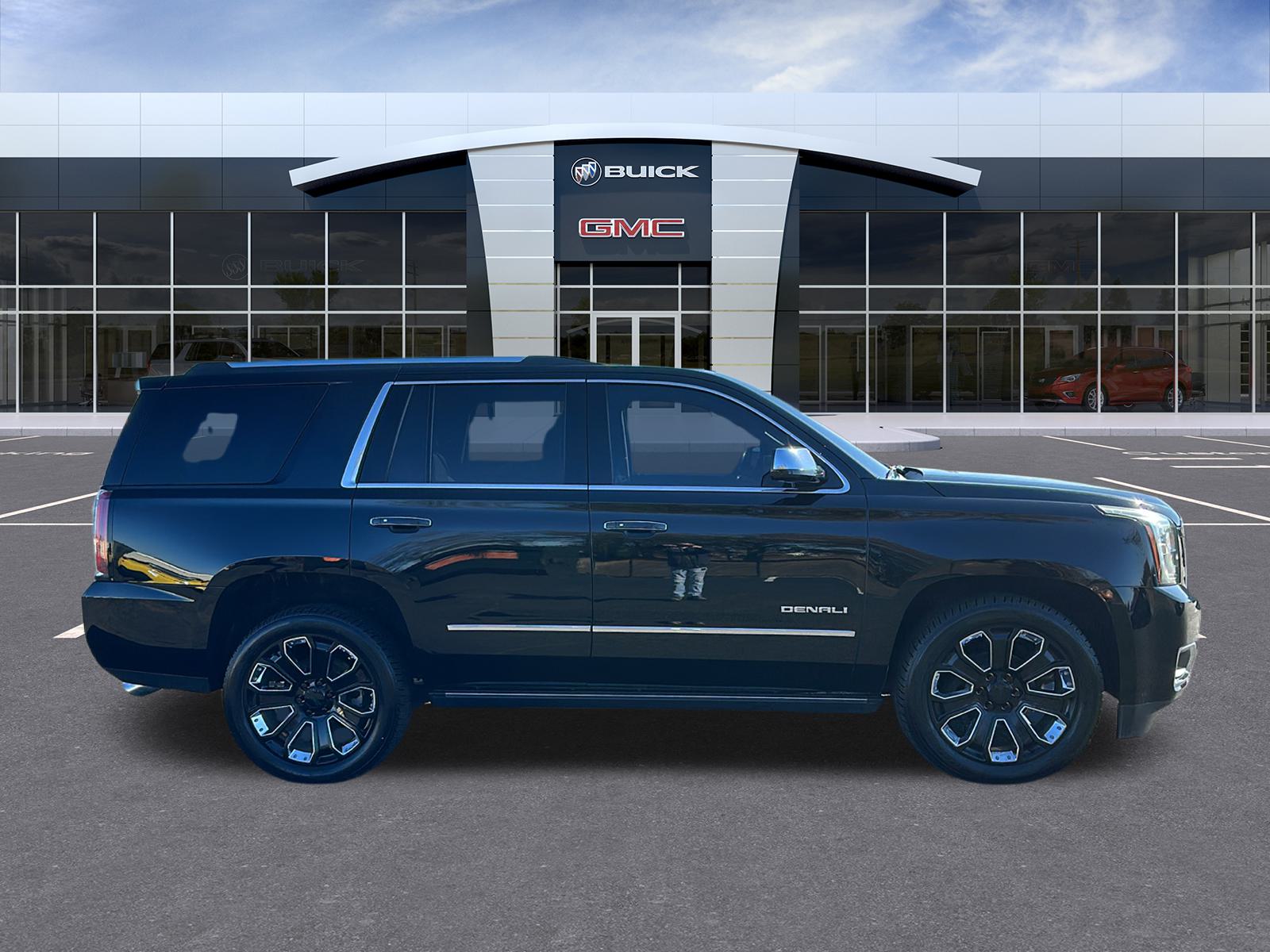 2019 GMC Yukon Denali 6