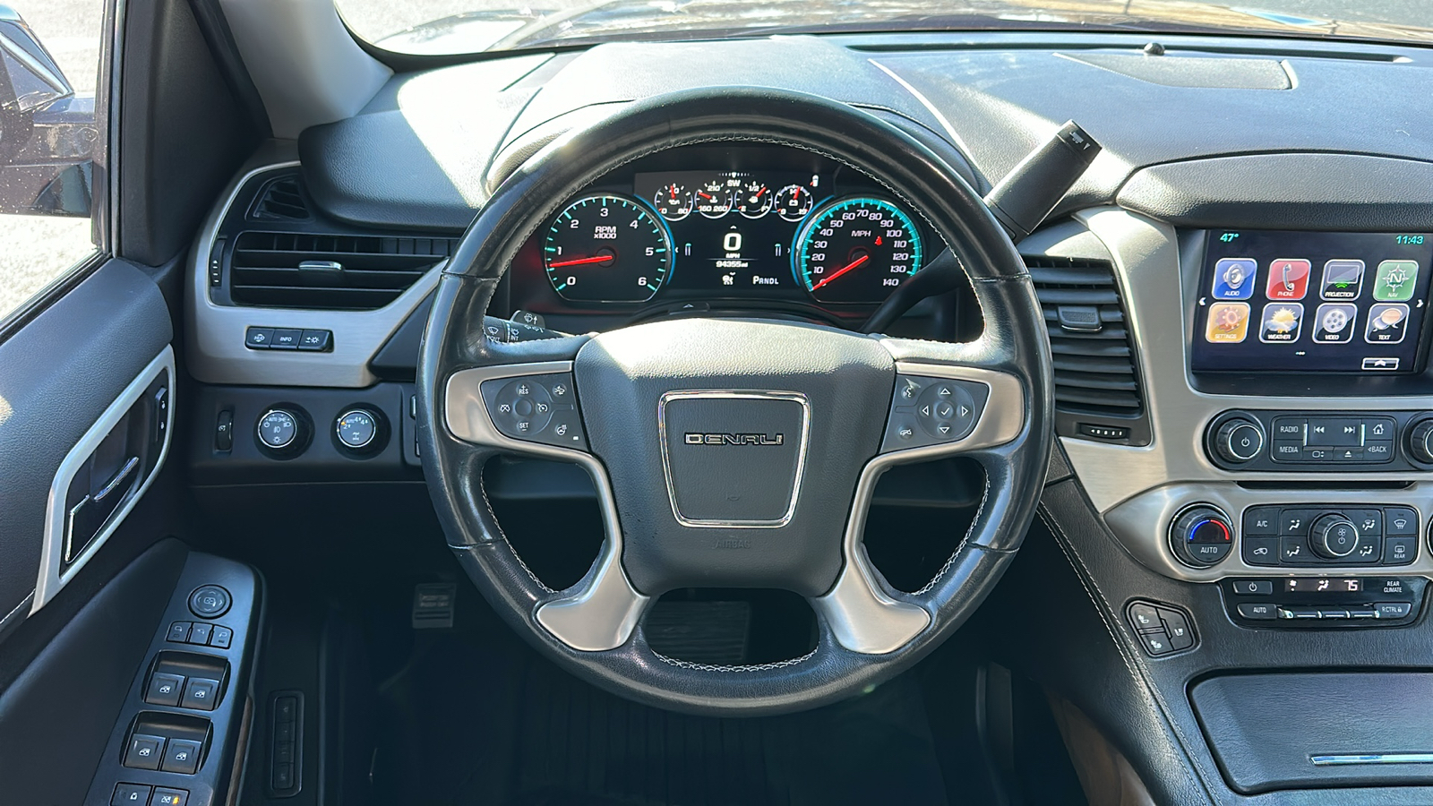 2019 GMC Yukon Denali 12