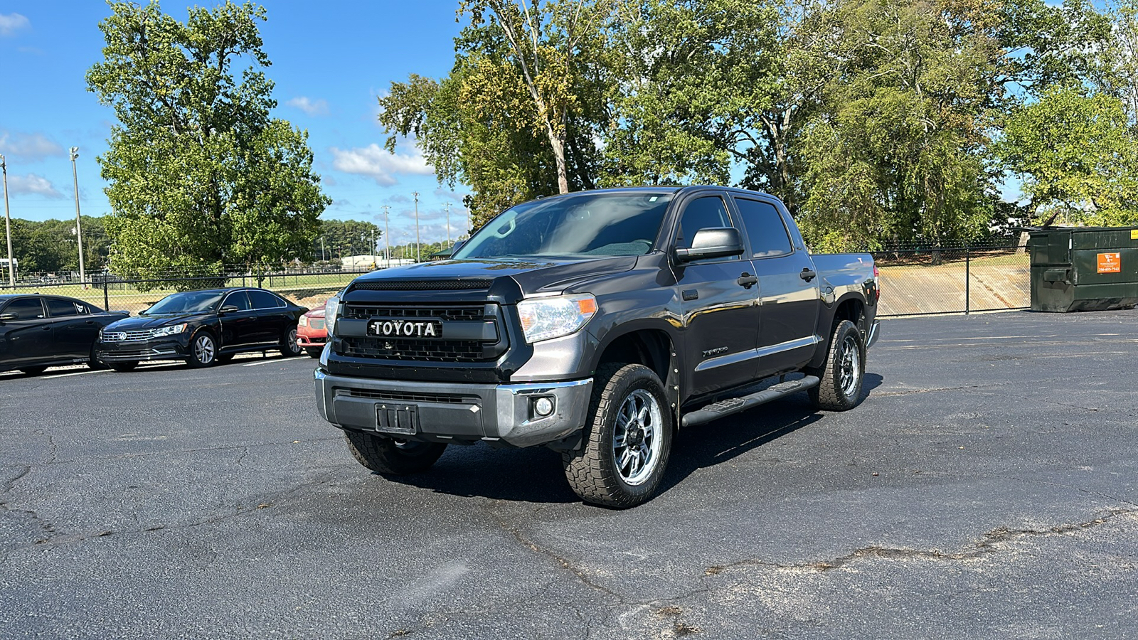 2017 Toyota Tundra SR5 1