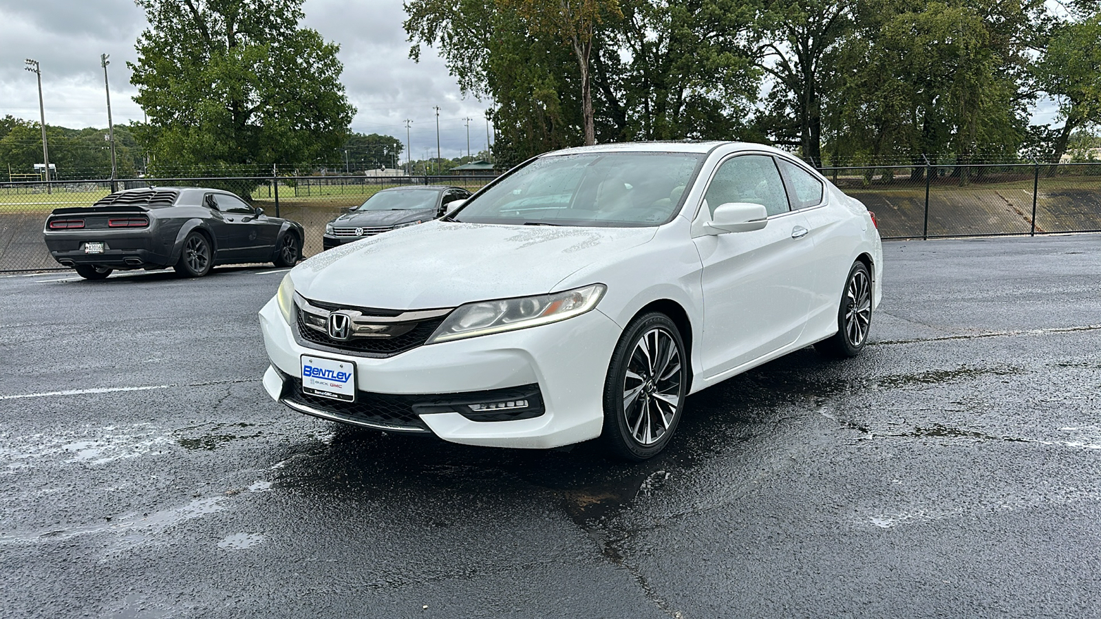 2017 Honda Accord EX-L 1