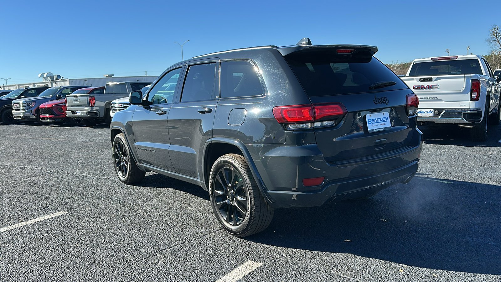 2018 Jeep Grand Cherokee Altitude 3