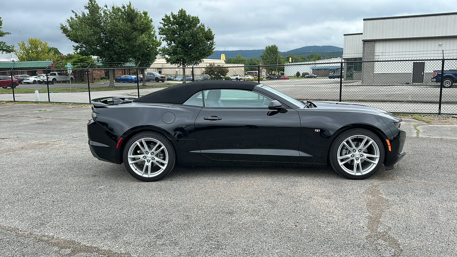 2023 Chevrolet Camaro 2LT 6