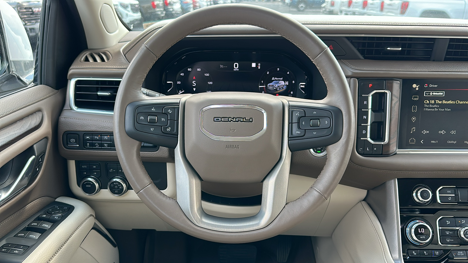 2023 GMC Yukon Denali 12