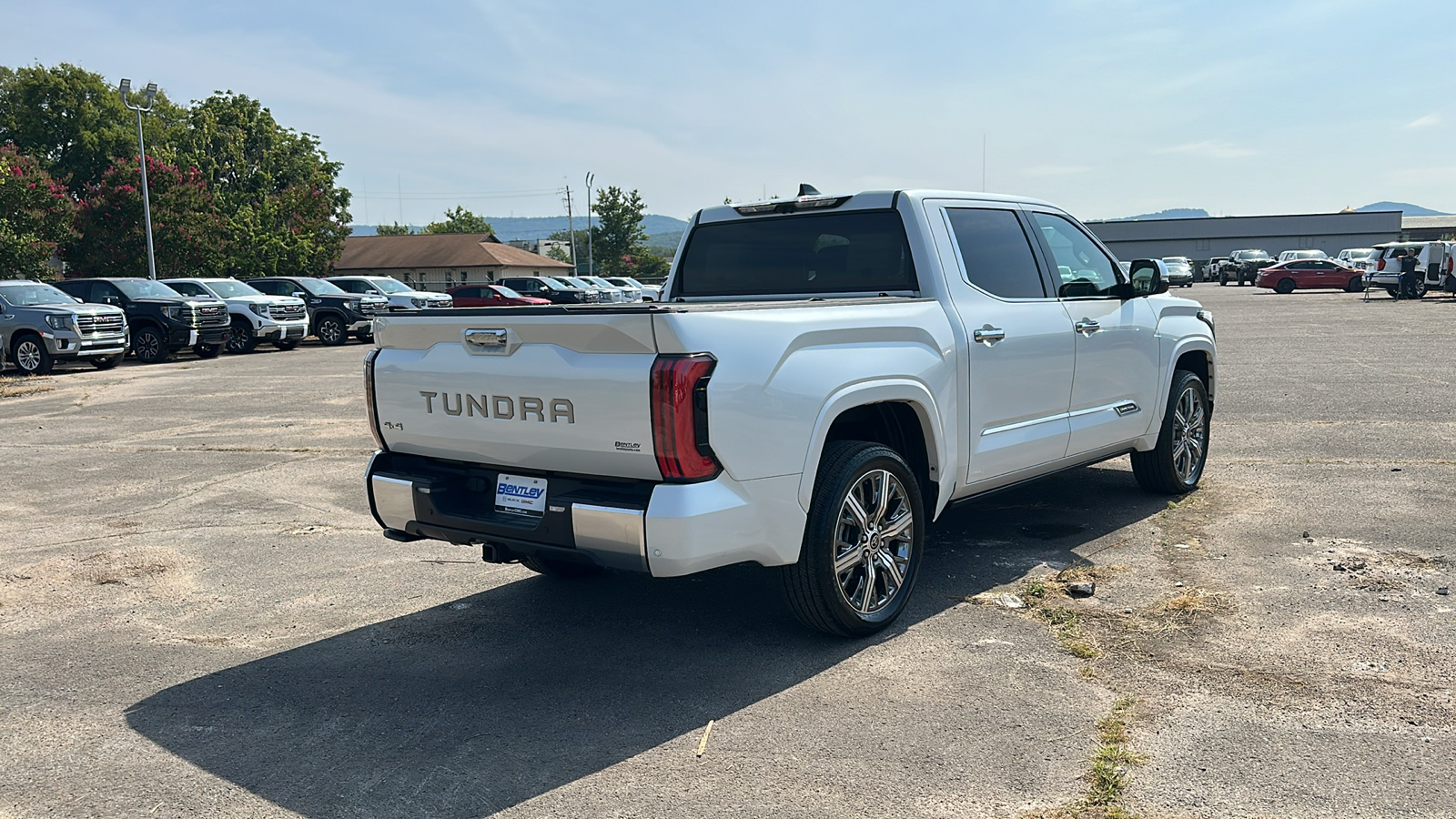 2022 Toyota Tundra Hybrid Capstone Hybrid 5