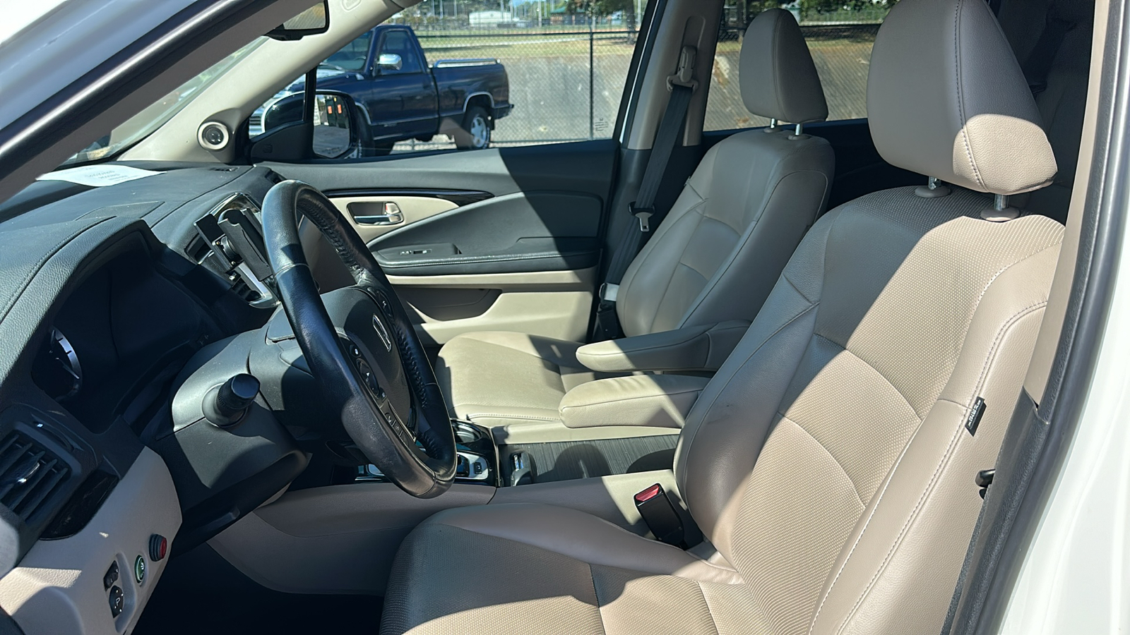 2017 Honda Ridgeline RTL-E 9