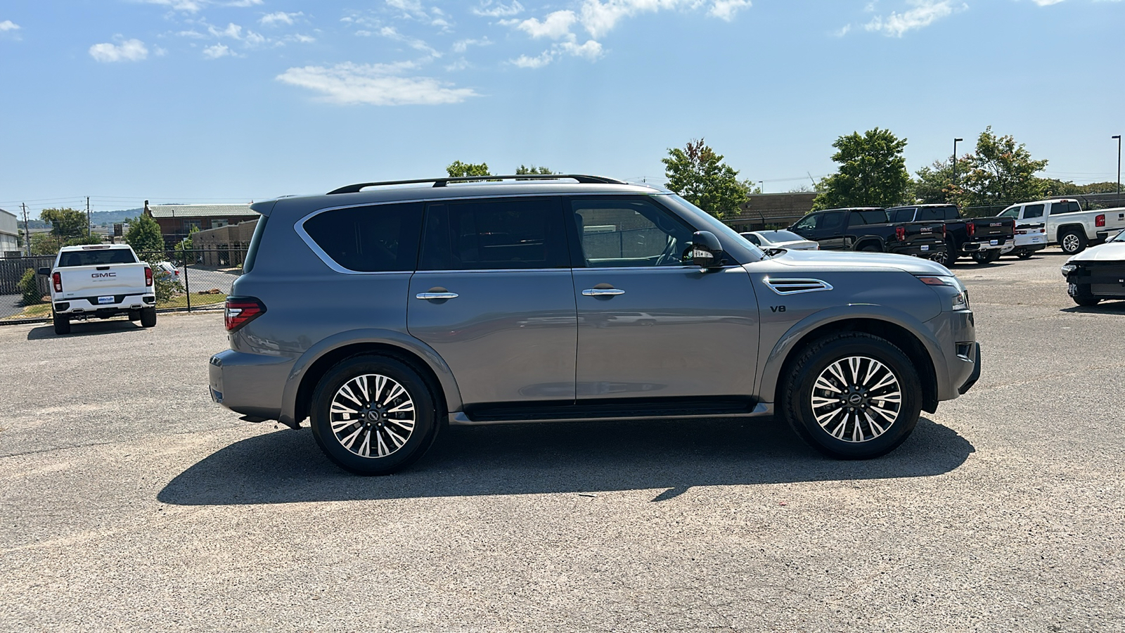 2022 Nissan Armada SL 6