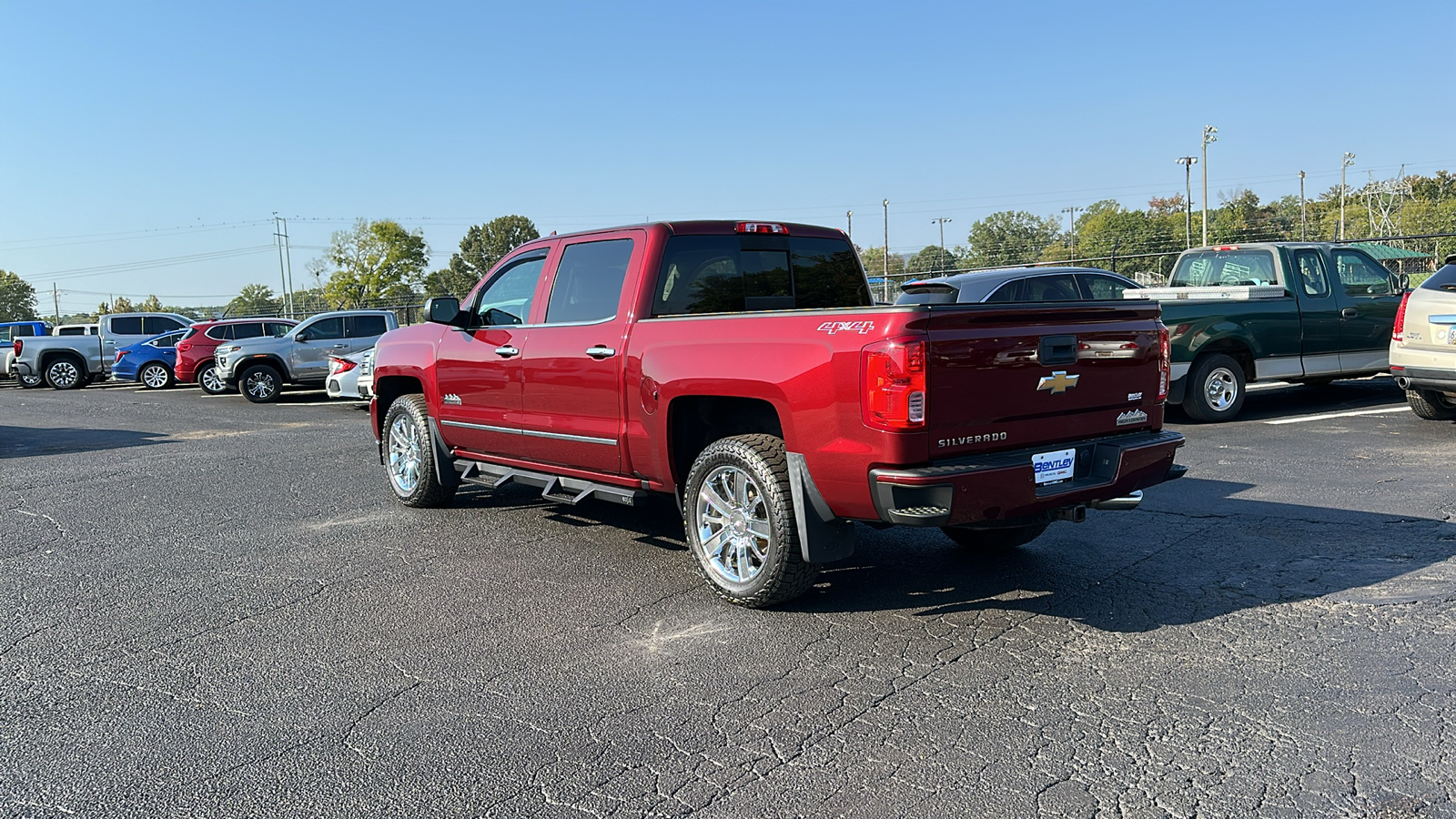 2017 Chevrolet Silverado High Country 3