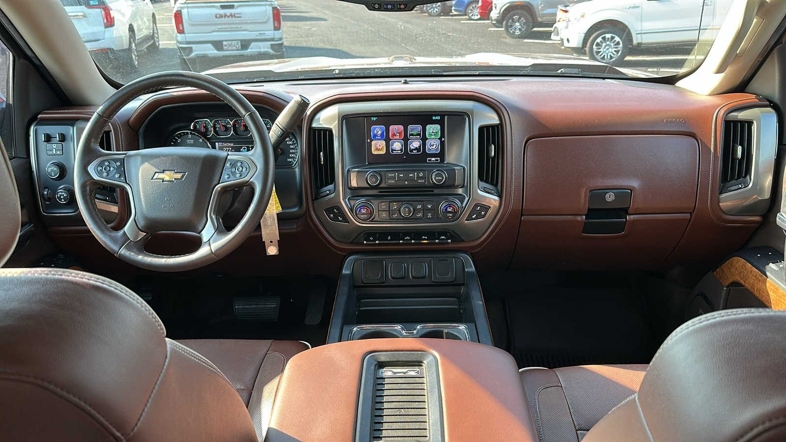 2017 Chevrolet Silverado High Country 10