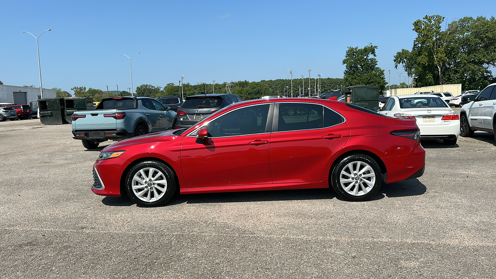 2023 Toyota Camry LE 2