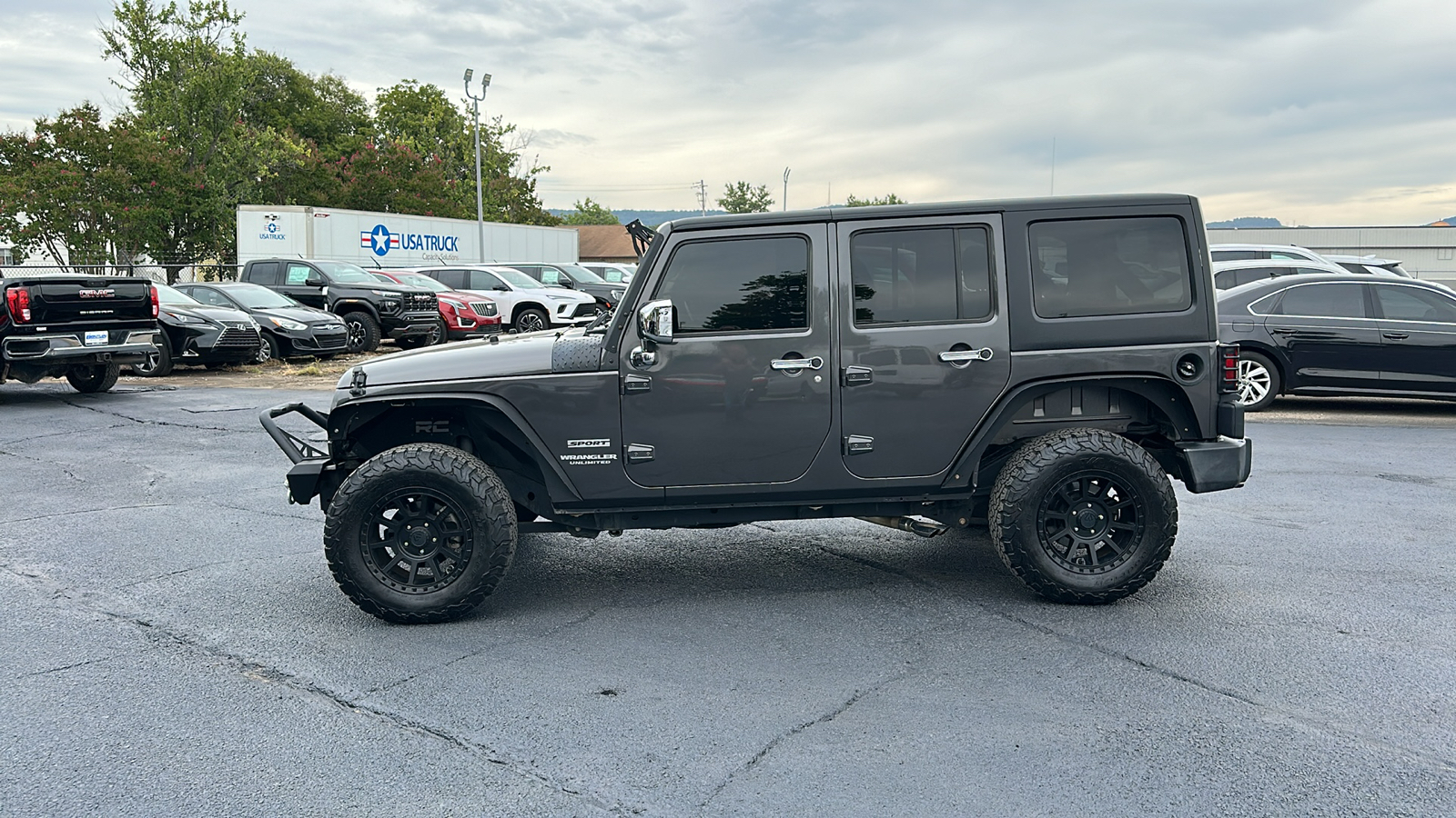 2017 Jeep Wrangler Sport 2