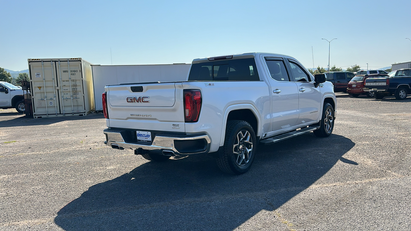 2024 GMC Sierra SLT 5