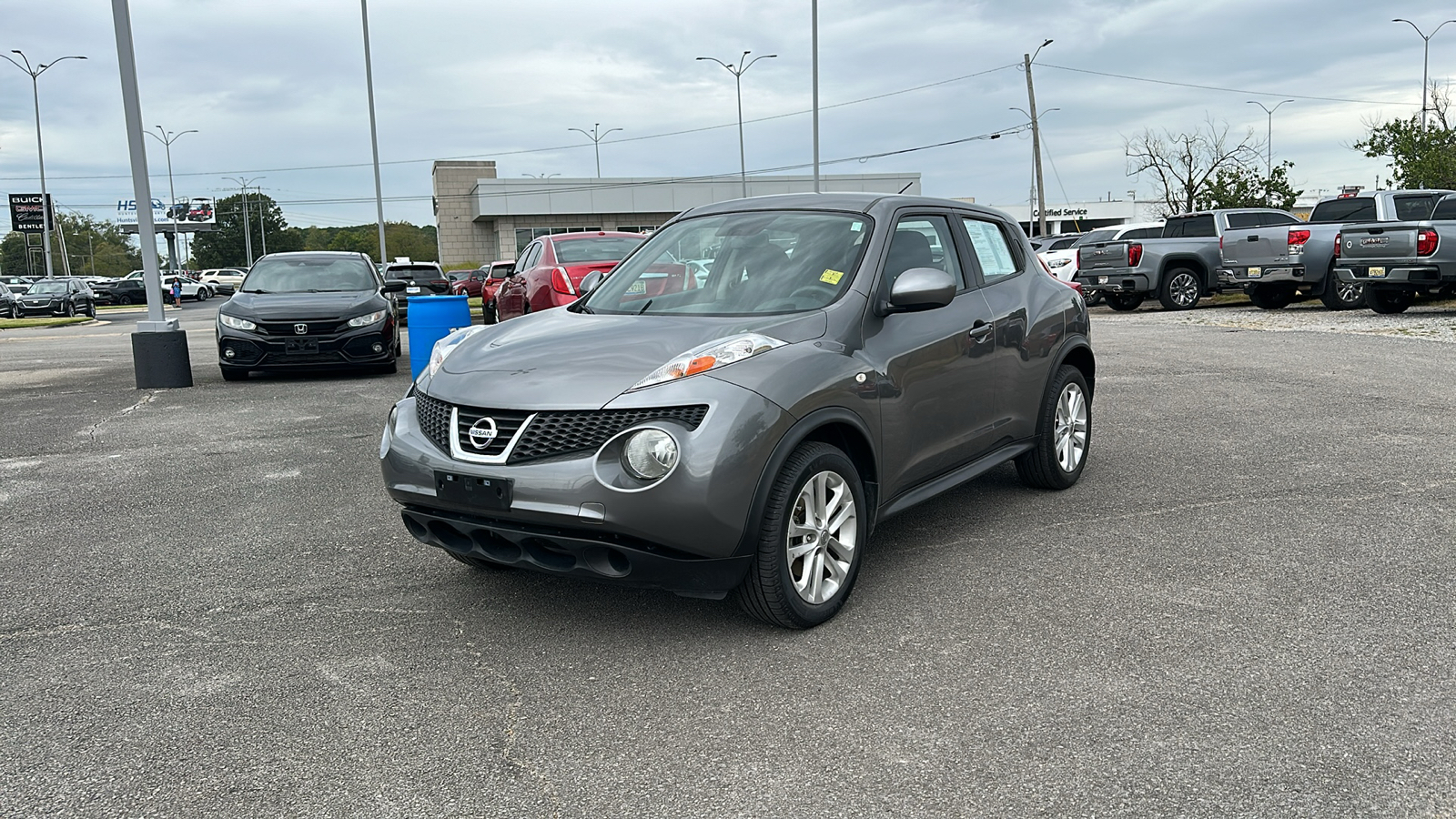 2013 Nissan Juke S 1