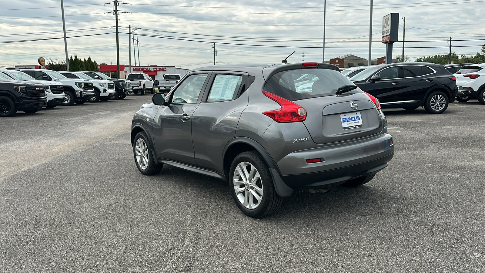 2013 Nissan Juke S 3