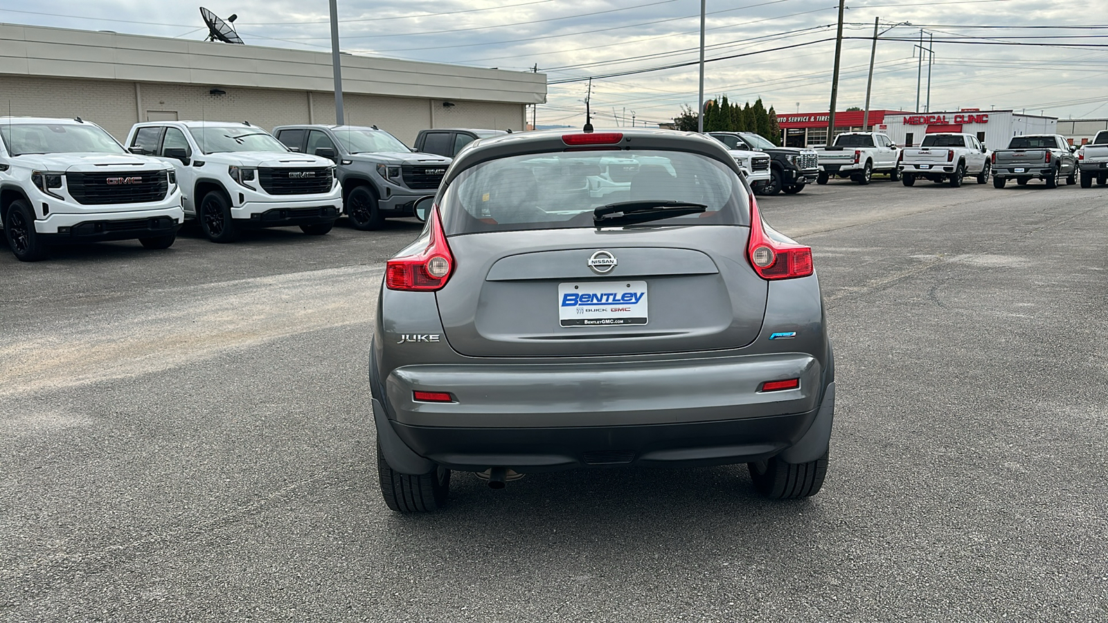 2013 Nissan Juke S 4