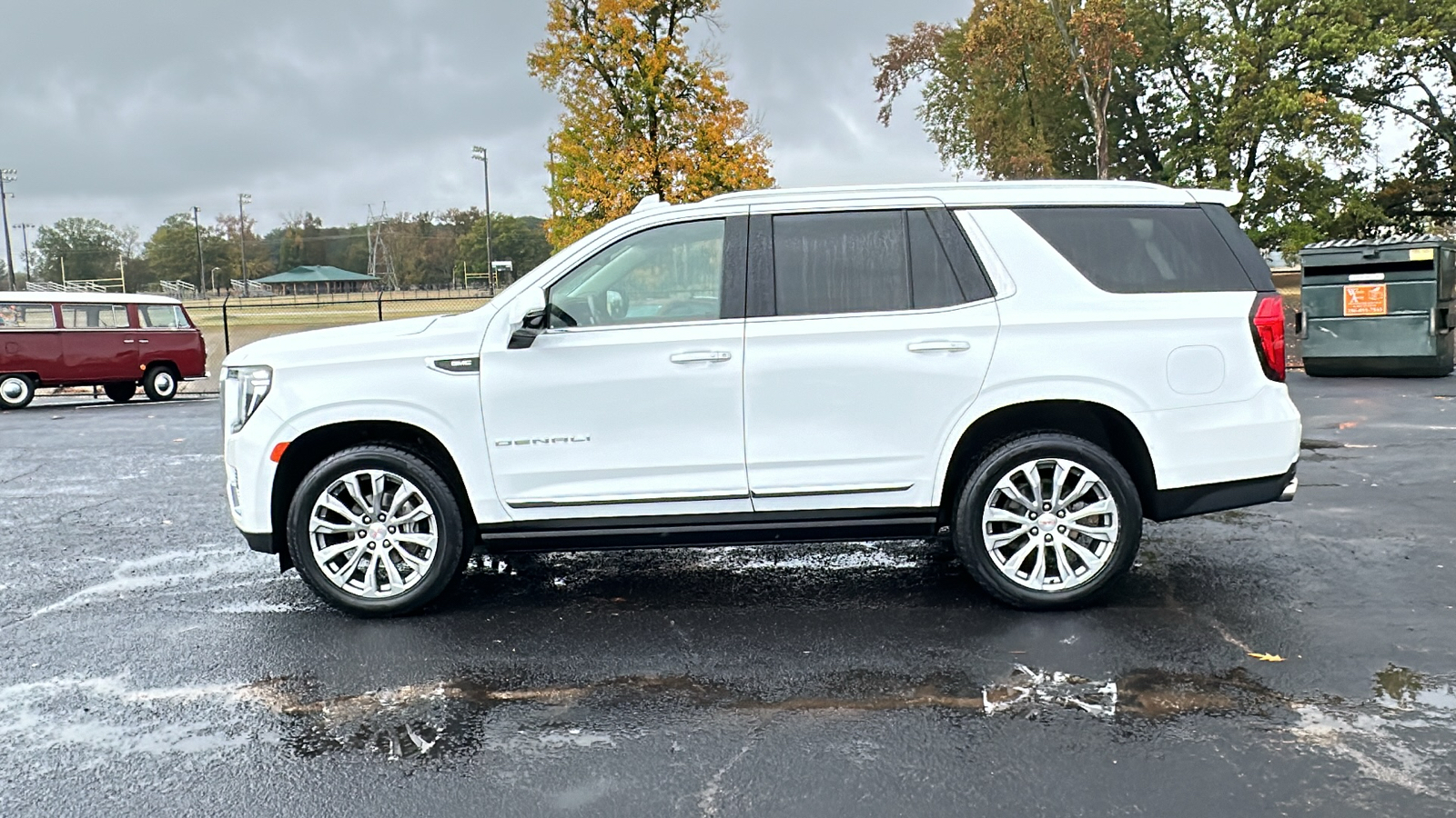 2022 GMC Yukon Denali 2