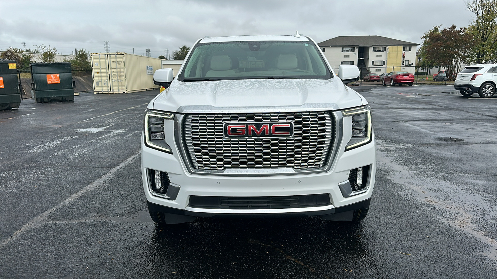 2022 GMC Yukon Denali 8