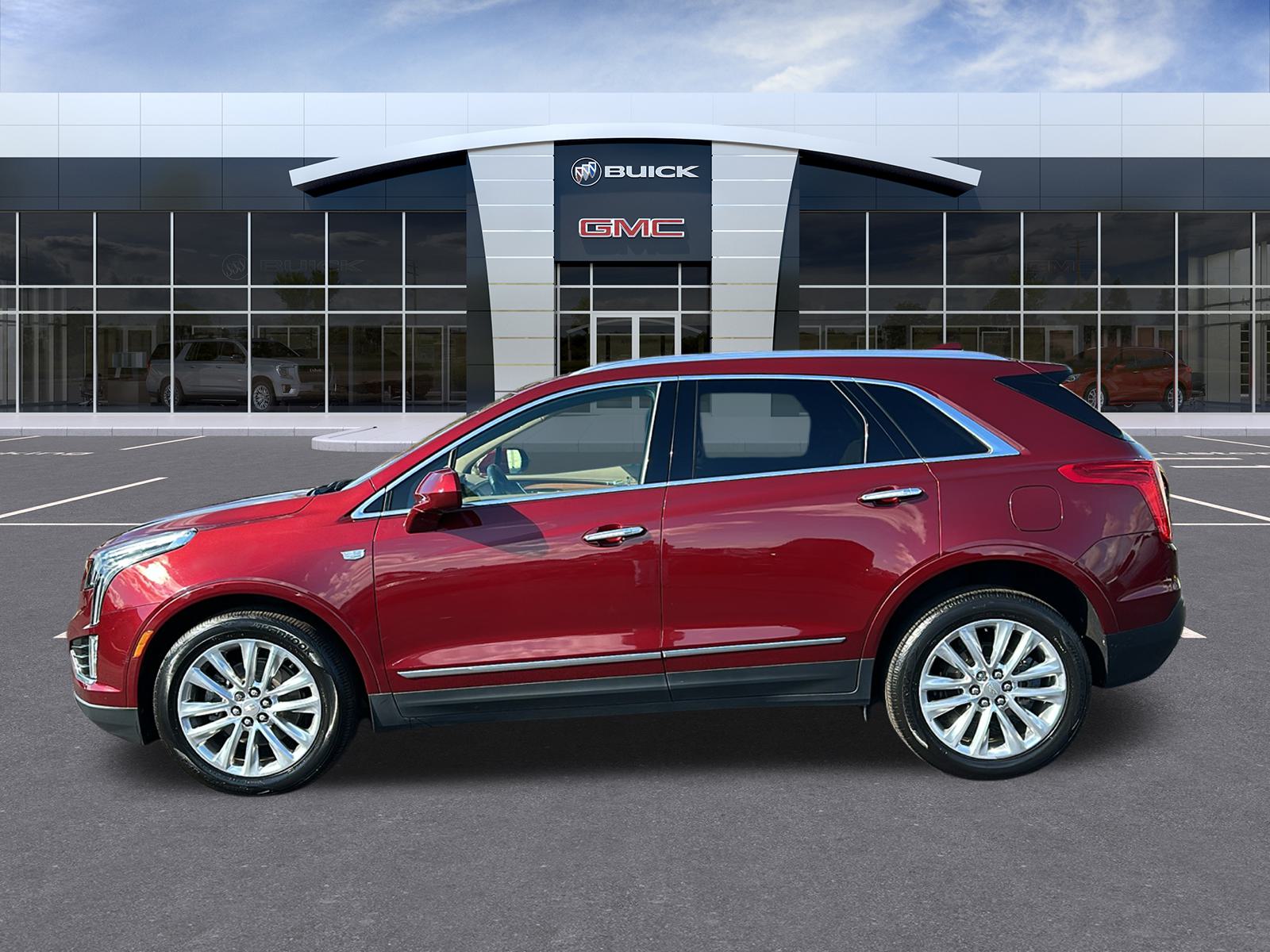 2017 Cadillac XT5 Platinum AWD 2