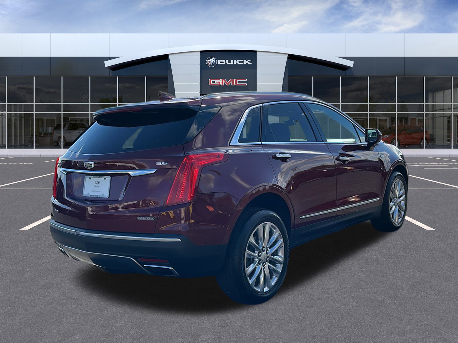 2017 Cadillac XT5 Platinum AWD 5