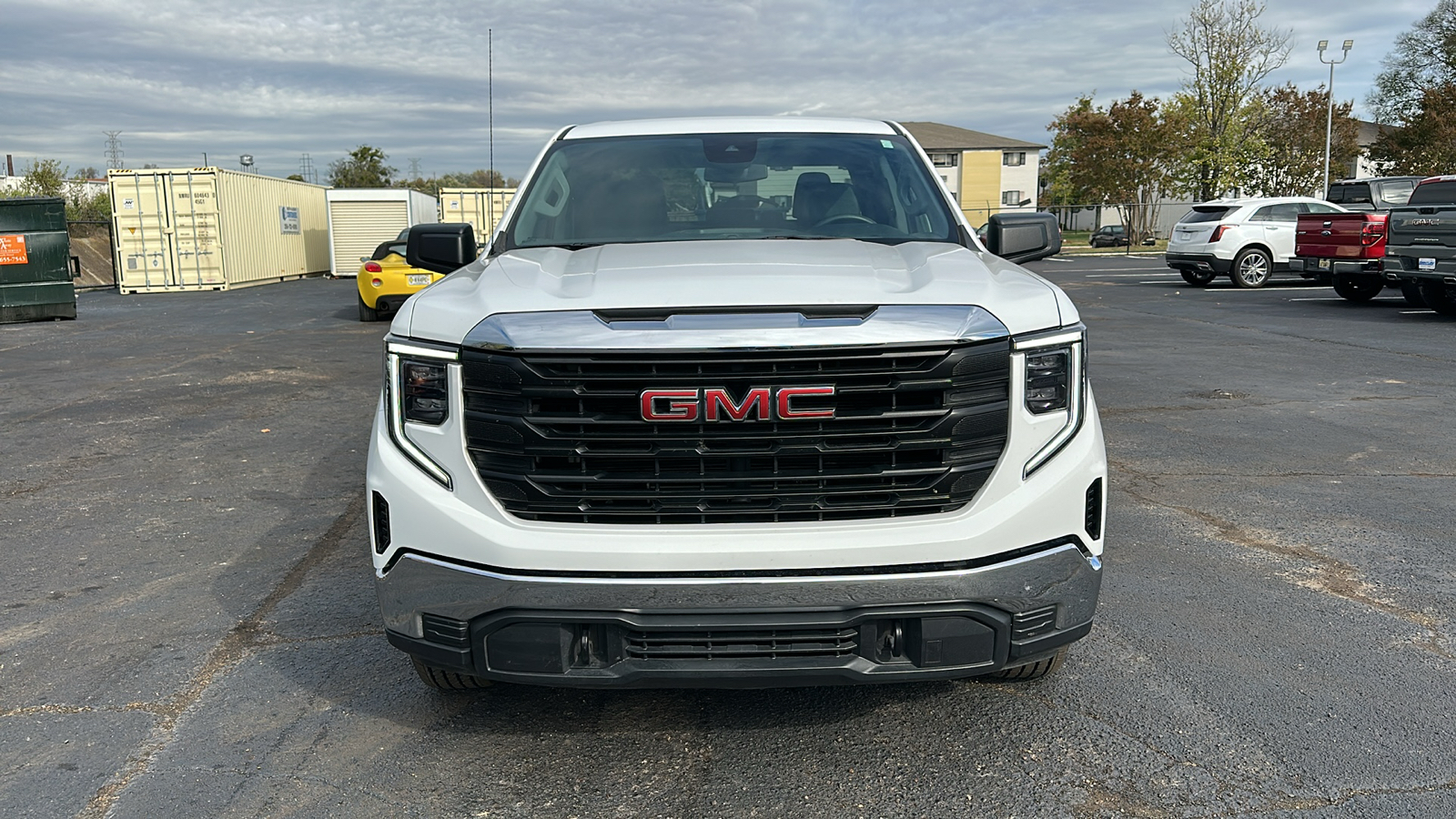 2023 GMC Sierra Pro 8