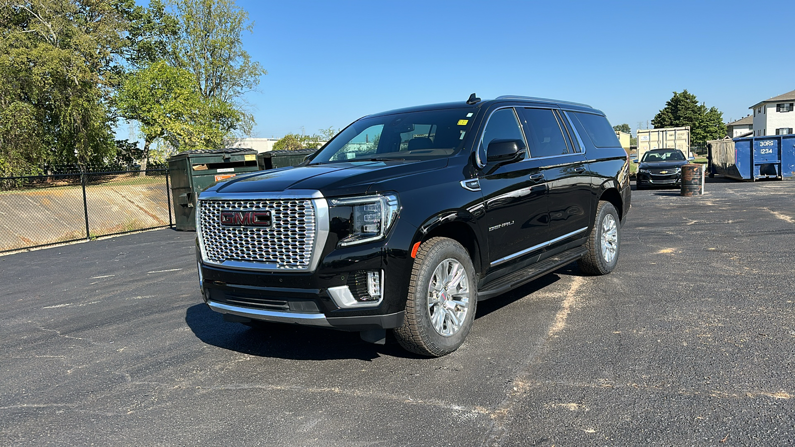 2021 GMC Yukon XL Denali 1