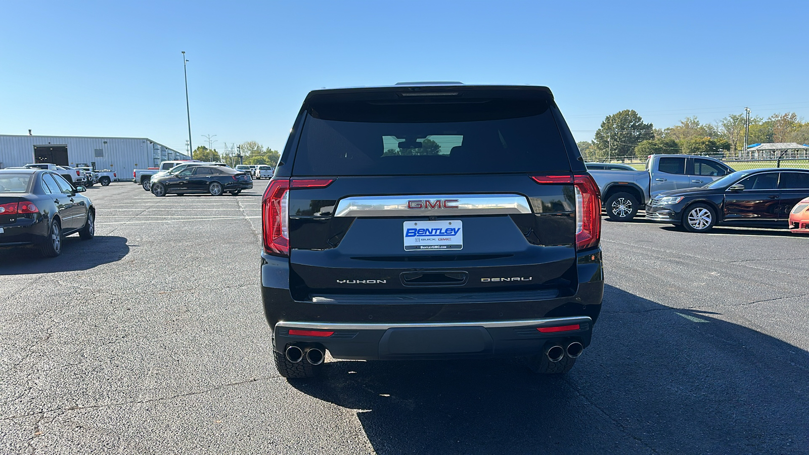 2021 GMC Yukon XL Denali 4