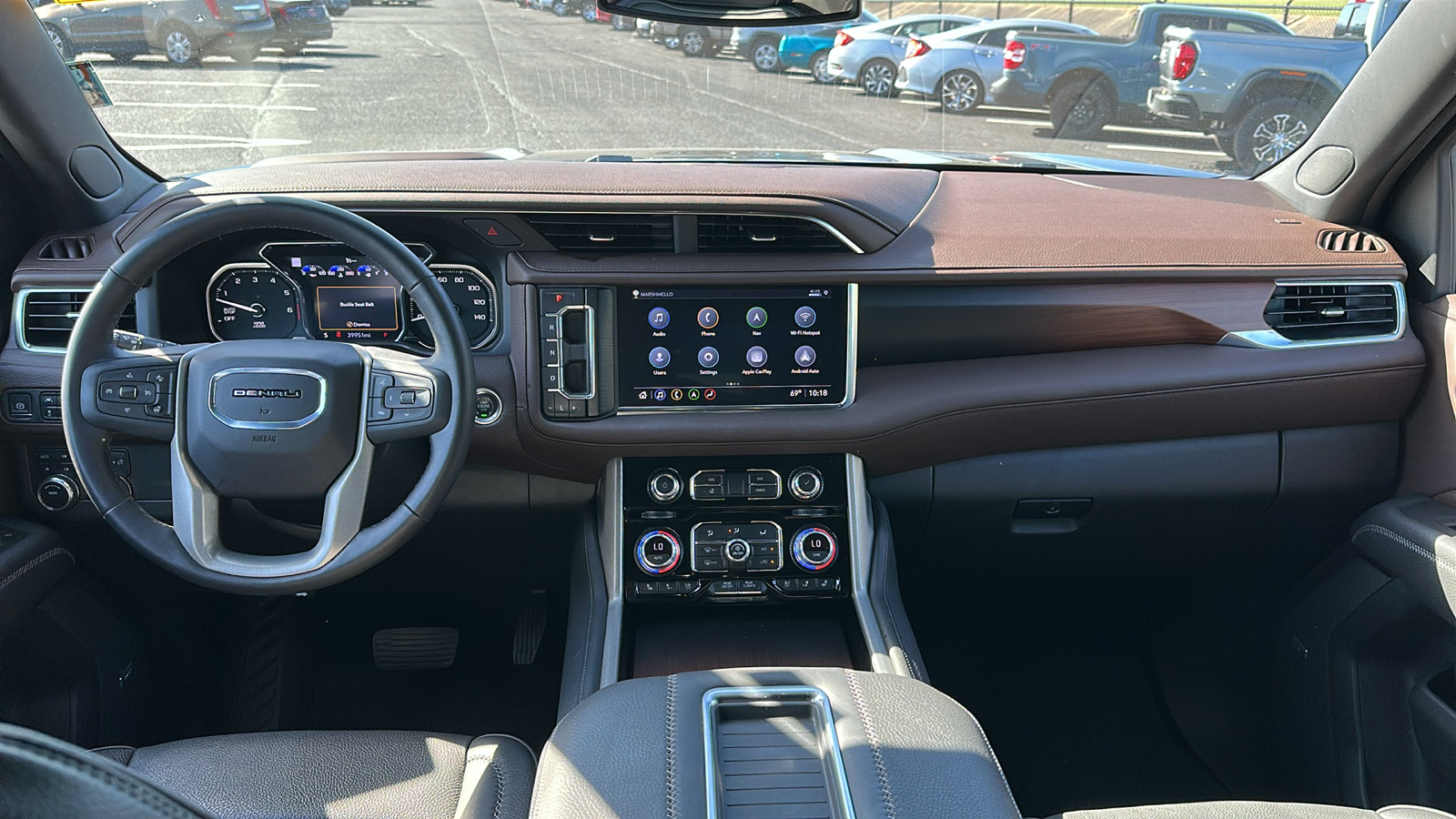 2021 GMC Yukon XL Denali 10