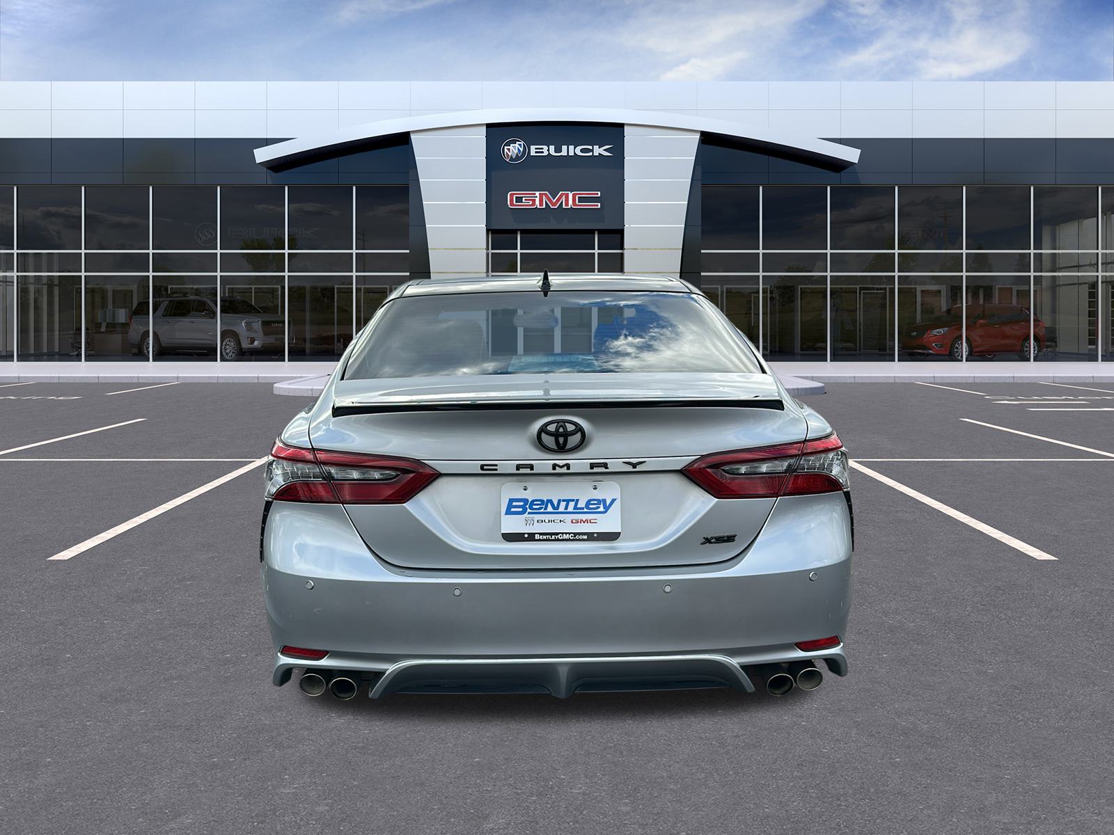 2023 Toyota Camry XSE 4