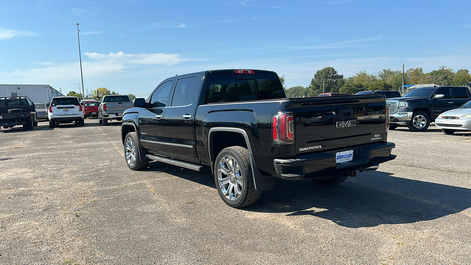 2017 GMC Sierra Denali 3