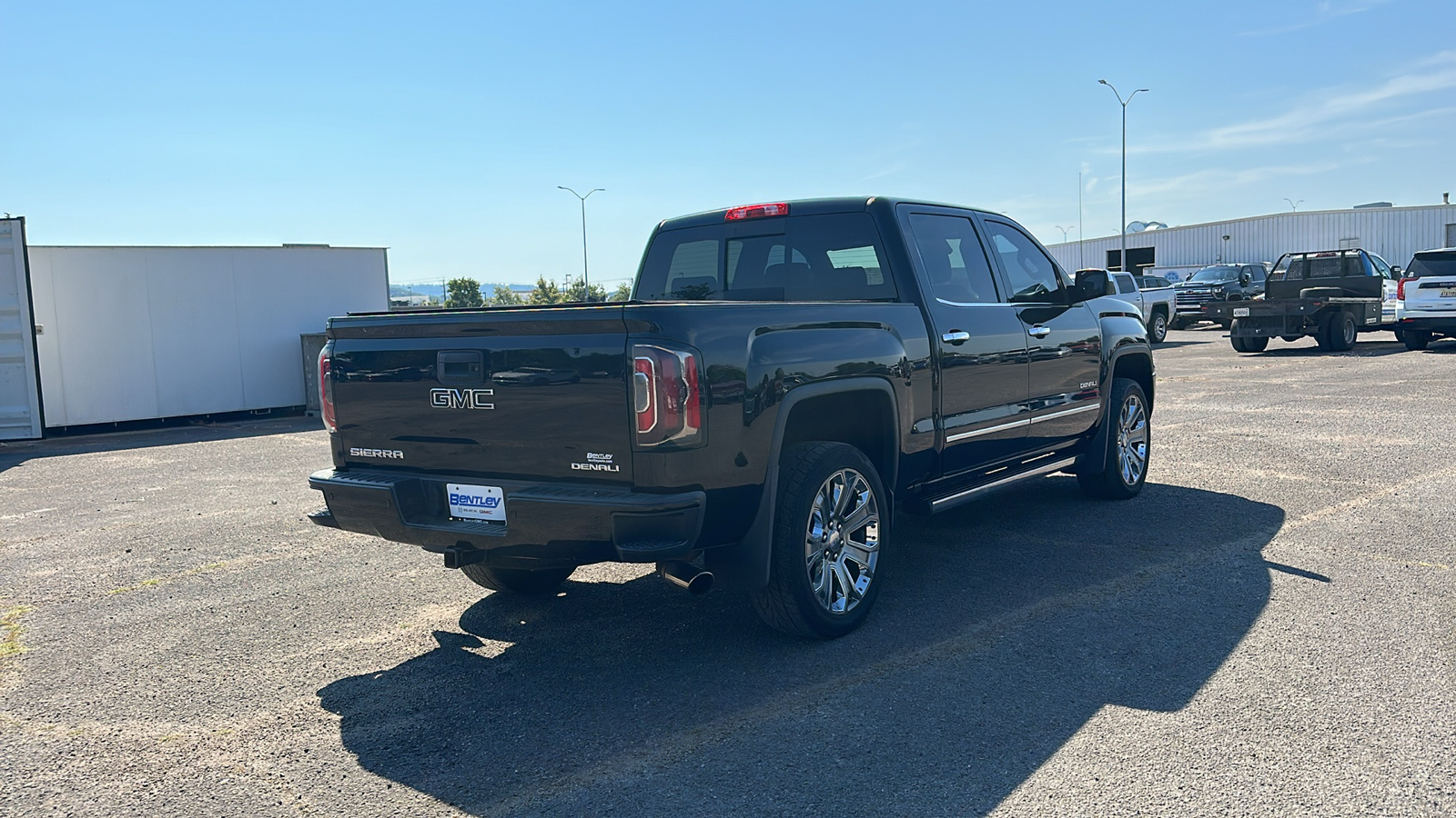 2017 GMC Sierra Denali 5