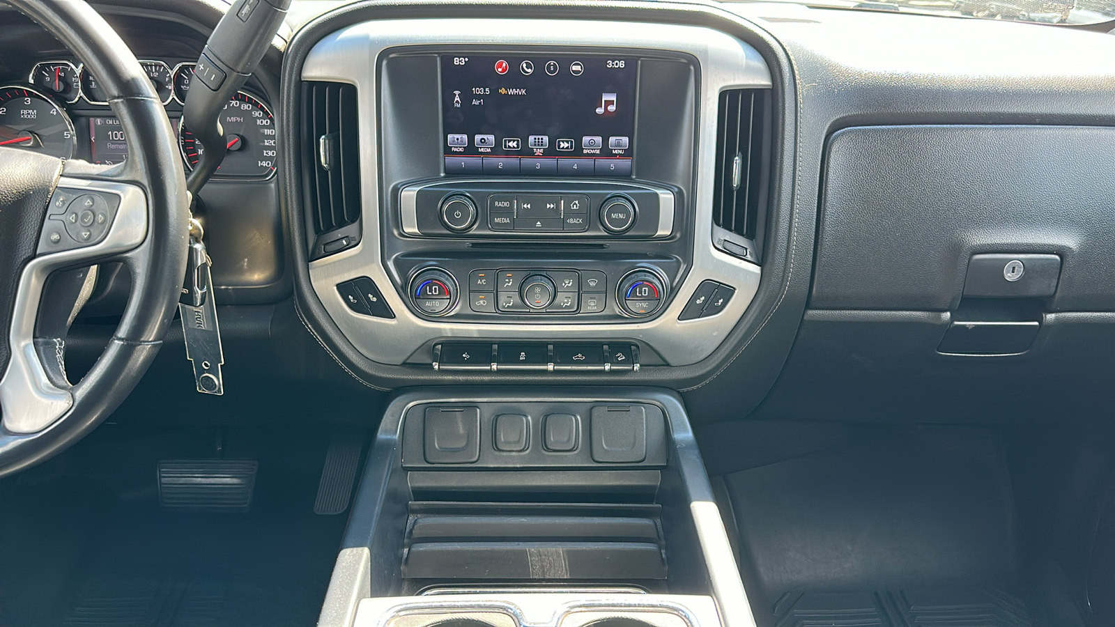 2016 GMC Sierra SLT 11