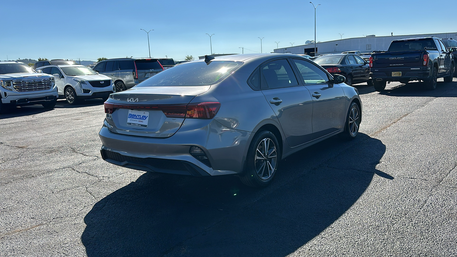 2023 Kia Forte LXS 5