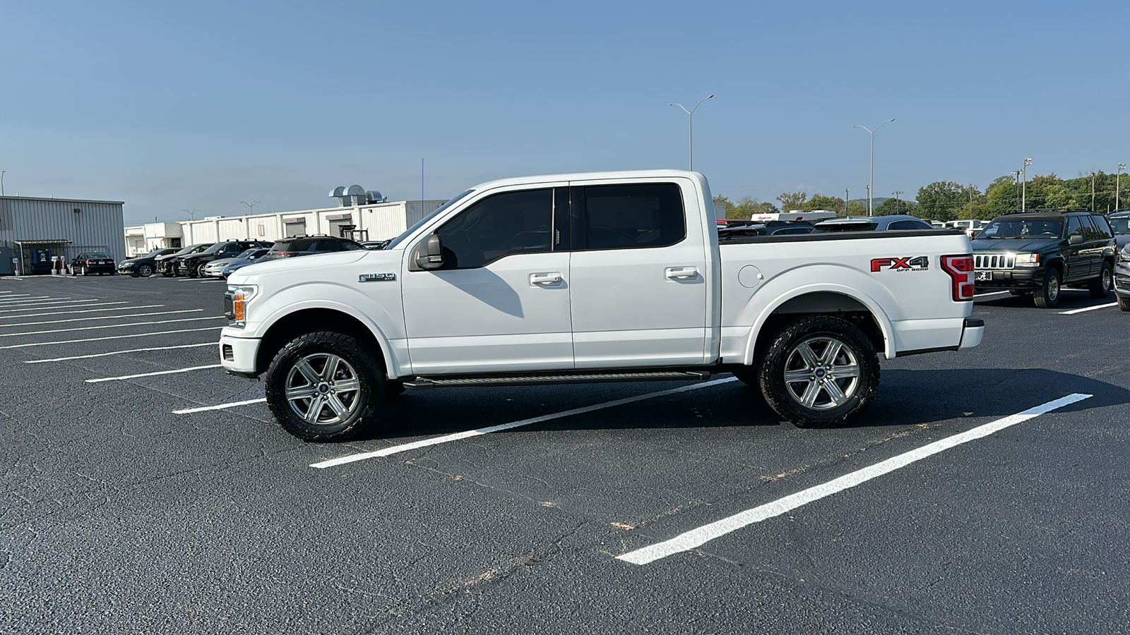 2018 Ford F-150 XLT 2