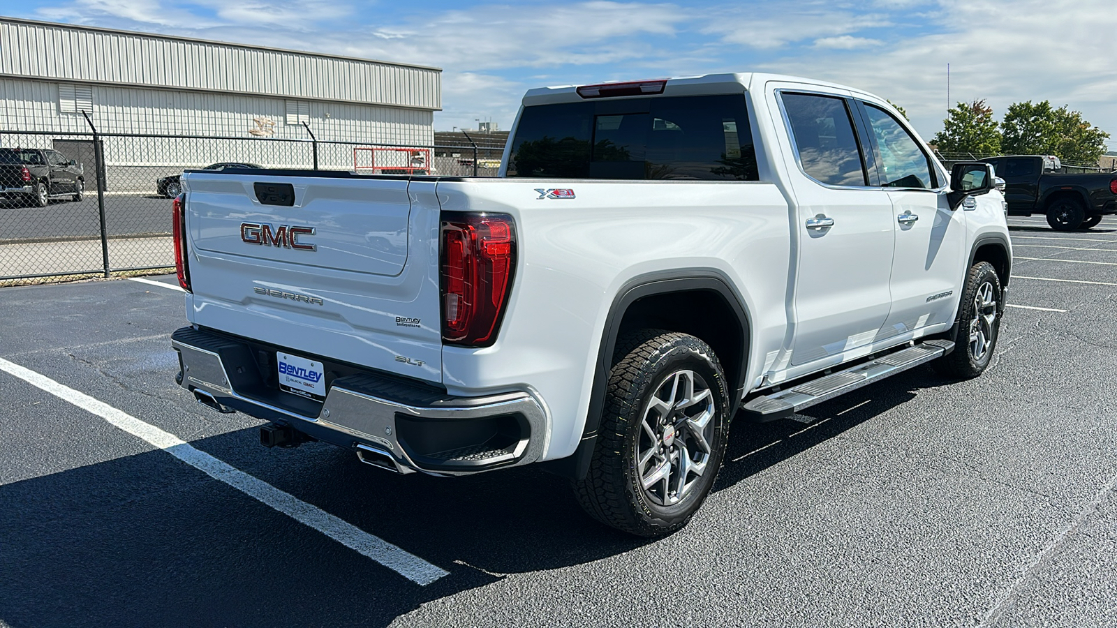 2024 GMC Sierra SLT 5