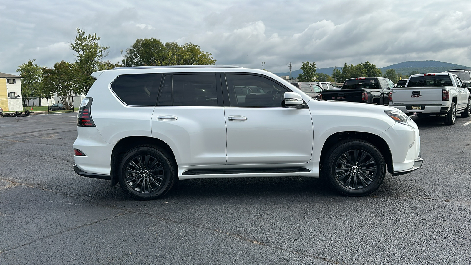 2023 Lexus GX 460 GX Luxury 6