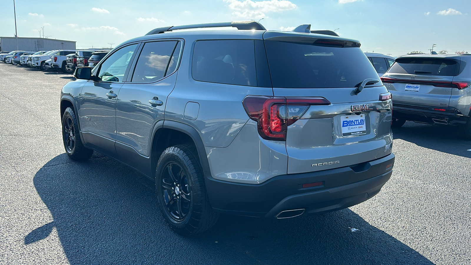 2023 GMC Acadia AT4 3